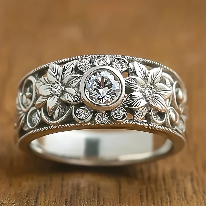 Women's Exquisite Flower Pattern Synthetic Zirconia Ring, Handmade